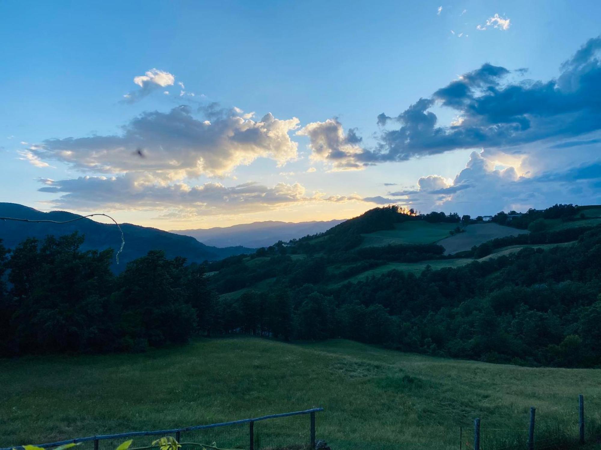 La Lupa E L'Orso Bed & Breakfast Berceto Exterior photo